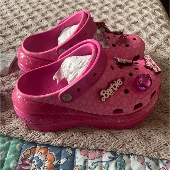 Barbie TheMovie Mega Crush Crocs Pink Women's Size 8  BRANDNEW!💗 - Picture 1 of 3